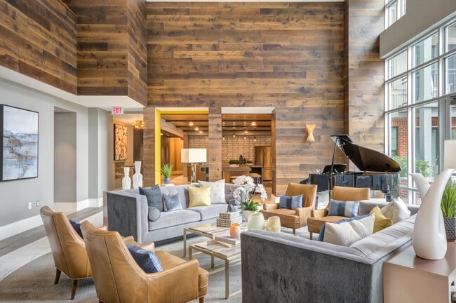 The Heights at Goose Creek Village in Ashburn, VA - Foto de edificio - Building Photo