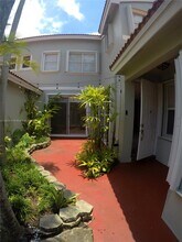 1145 Yellowheart Way in Hollywood, FL - Building Photo - Building Photo