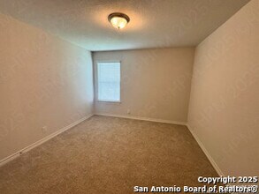 8512 Murray Grey in San Antonio, TX - Building Photo - Building Photo