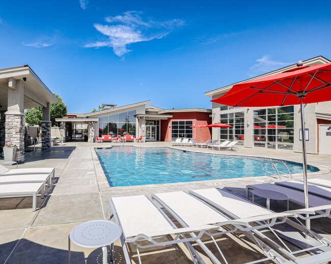 The Falls at Snake River Landing
