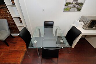 400 W 41st St in New York, NY - Building Photo - Building Photo