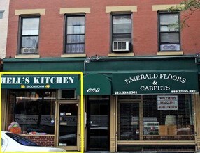 465 W 46th St in New York, NY - Foto de edificio - Building Photo