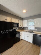 1505 W Rainey St in Ozark, MO - Building Photo - Building Photo