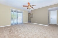 2139 Lake Hills Dr photo'