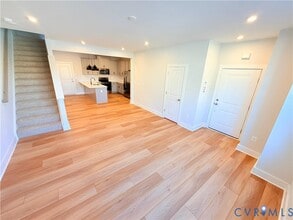 5320 Wyndham Forest Dr in Glen Allen, VA - Building Photo - Building Photo