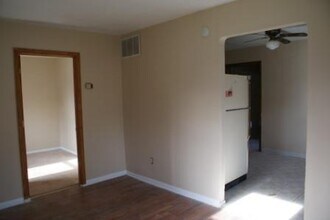 153 Connolly Dr in St. Louis, MO - Building Photo - Building Photo