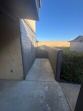 817 Quail Ln in Bakersfield, CA - Building Photo - Building Photo