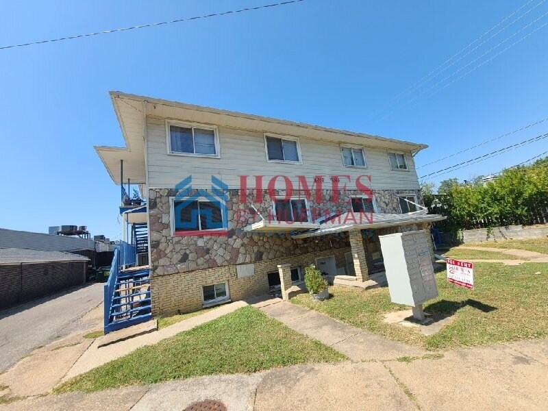 1011 S Lincoln Park Dr in Evansville, IN - Building Photo