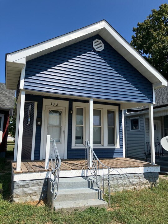432 2nd Ave in Terre Haute, IN - Building Photo