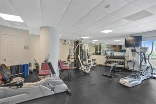 3800 Galt Ocean Dr, Unit 601 in Fort Lauderdale, FL - Building Photo