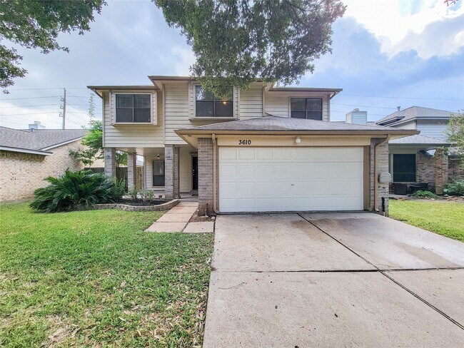 3610 Honey Creek Dr in Sugar Land, TX - Building Photo - Building Photo