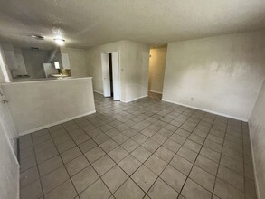 1814 Gaynor Dr in Killeen, TX - Foto de edificio - Building Photo