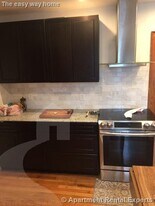 14 Renfrew St, Unit #2 in Medford, MA - Building Photo