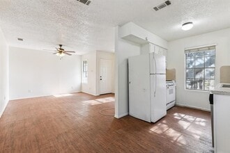 5000 Weidemar Ln in Austin, TX - Building Photo - Building Photo