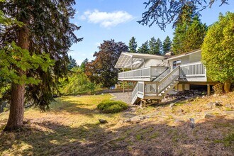 16615 NE 87th St in Redmond, WA - Building Photo - Building Photo
