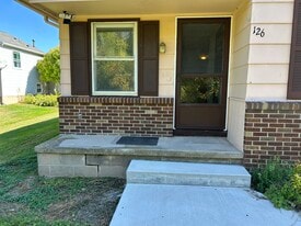 126 Larkins Xing in Rochester, NY - Building Photo