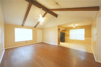 12313 Willow Wild Dr in Austin, TX - Building Photo - Building Photo