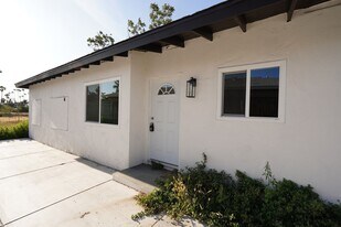 3447 Dwight Ave in Riverside, CA - Building Photo