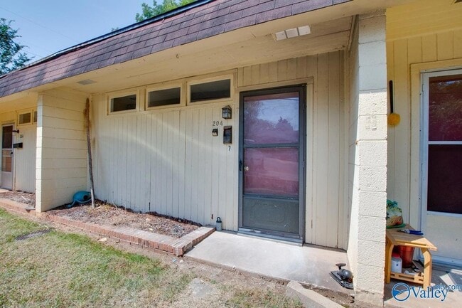 property at 204 Grayson St SE