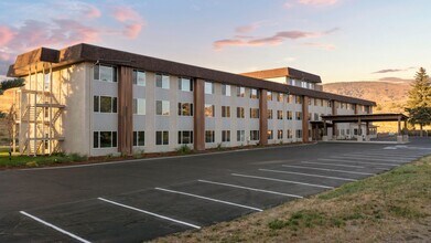 151 N Williams Ave in Klamath Falls, OR - Building Photo - Building Photo