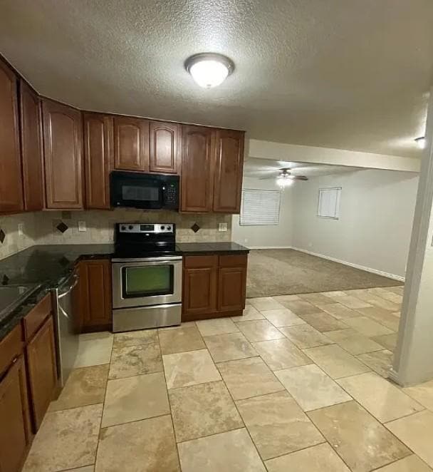 2190 E 95th Ave in Thornton, CO - Building Photo - Building Photo