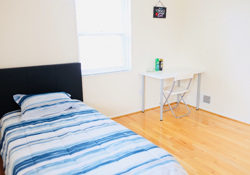 7602 Cosgrove Pl in Springfield, VA - Foto de edificio