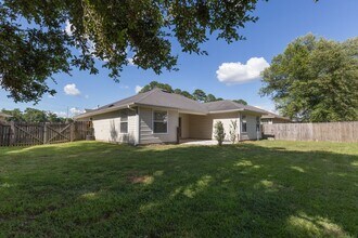 143 Creekview Dr in Pensacola, FL - Building Photo - Building Photo
