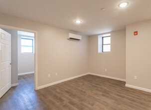 Elizabeth Manor Apartments in Upper Darby, PA - Foto de edificio - Interior Photo