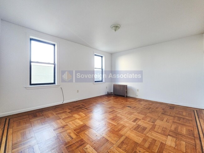 165 Pinehurst Ave in New York, NY - Building Photo - Building Photo