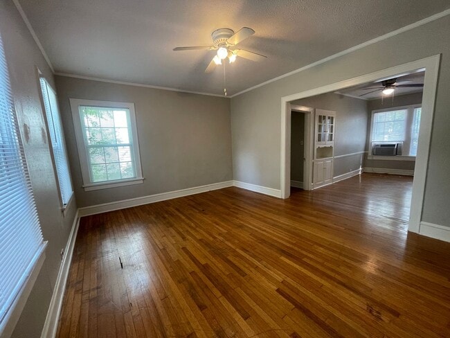 553 Gladstone Blvd in Shreveport, LA - Building Photo - Building Photo