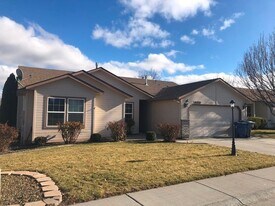 1400 Chelsey Cir in Mountain Home, ID - Building Photo