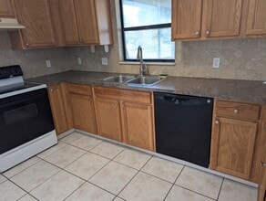1314 Onyx St in Punta Gorda, FL - Foto de edificio - Building Photo