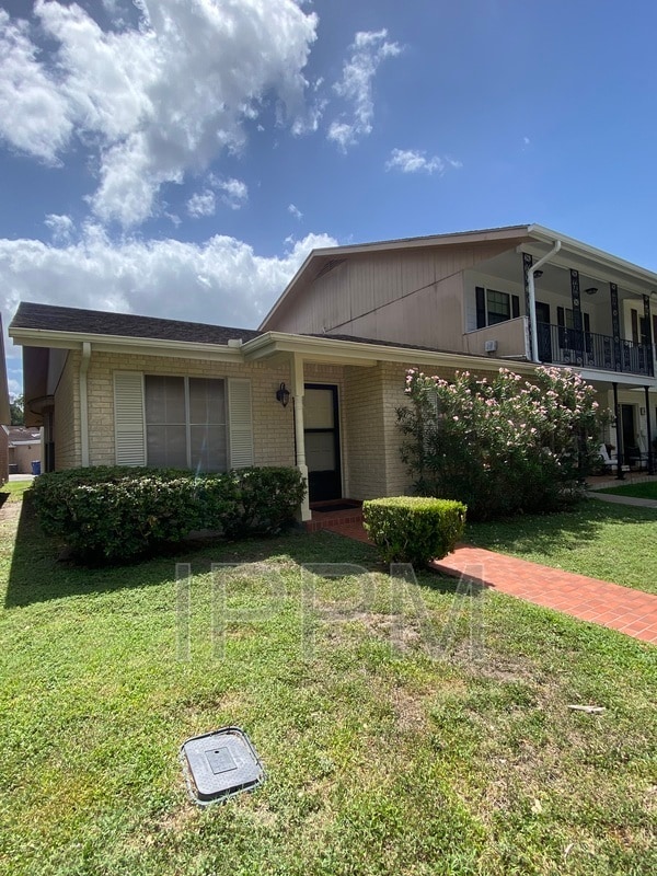 1710 Palm Valley Dr W in Palm Valley, TX - Building Photo - Building Photo