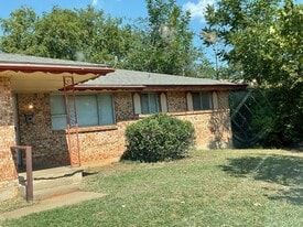 3105 Del Rancho Rd in Del City, OK - Building Photo