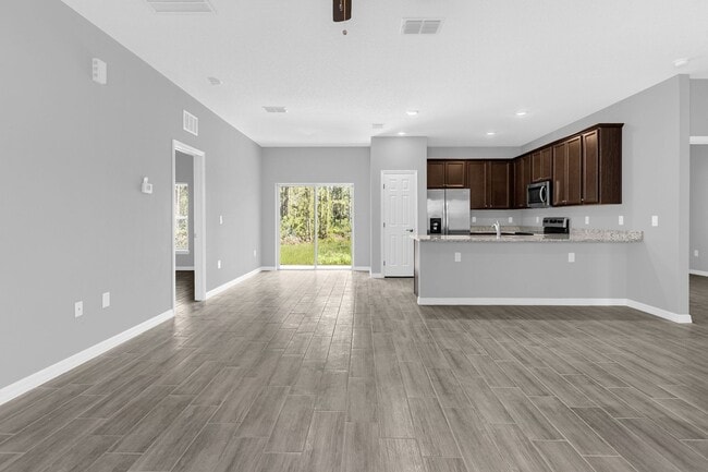 2782 Wright Ave SE in Palm Bay, FL - Building Photo - Building Photo