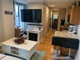 46 Joy St, Unit 10 in Boston, MA - Building Photo