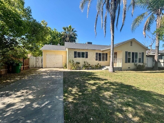 1531 Marguerite St in Atwater, CA - Building Photo - Building Photo