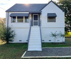 611 Poplar St in Rocky Mount, NC - Building Photo