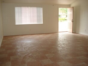 703 S Fruitland Dr in Roswell, NM - Building Photo - Building Photo