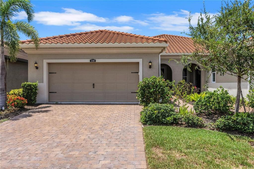 11780 Tapestry Ln in Venice, FL - Building Photo