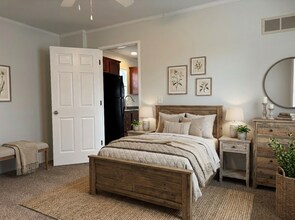 1921 Winter Park Dr in Ankeny, IA - Foto de edificio - Building Photo