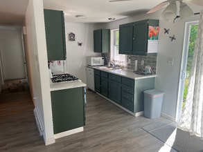 2605 Reily Ct in Traverse City, MI - Building Photo - Building Photo