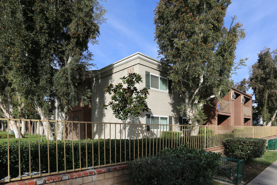 Coral Park Apartments in El Cajon, CA - Building Photo