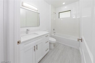 1137 Damen St E in Lehigh Acres, FL - Building Photo - Building Photo