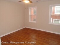 306 S Chapel St photo'