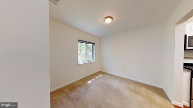 1425 Northgate Square in Reston, VA - Building Photo - Building Photo