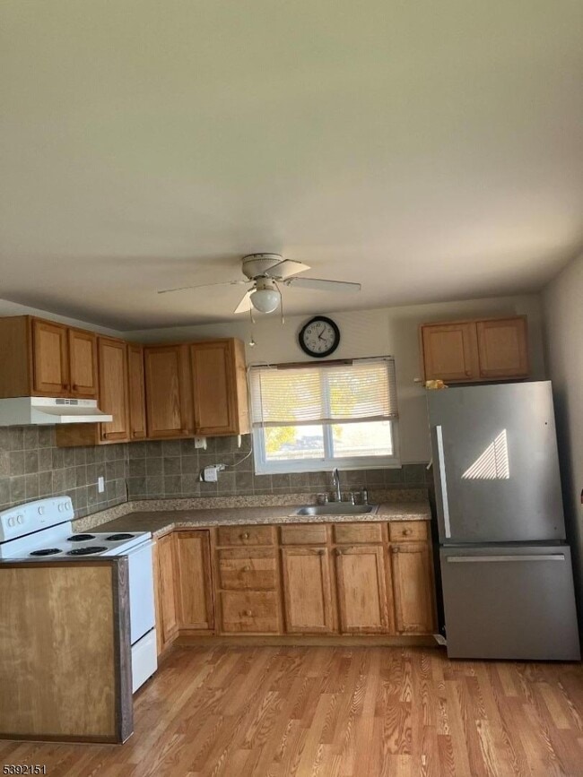 410 Lake Shore N in Montague, NJ - Building Photo - Building Photo