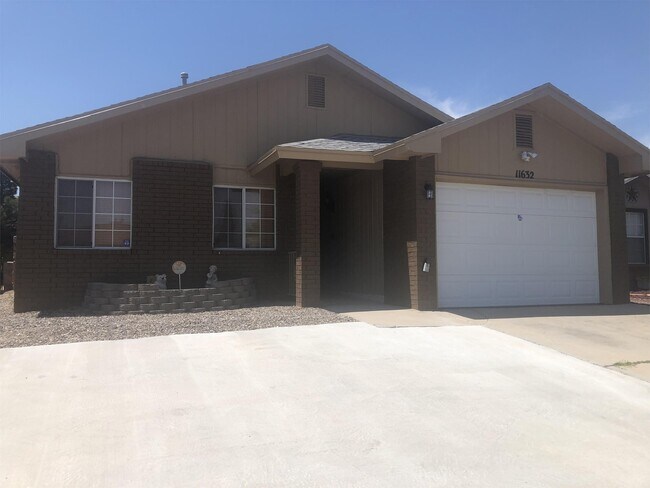 11632 Edward James Ave in El Paso, TX - Building Photo - Building Photo