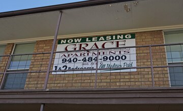 Residences at The Union - South in Denton, TX - Foto de edificio - Building Photo