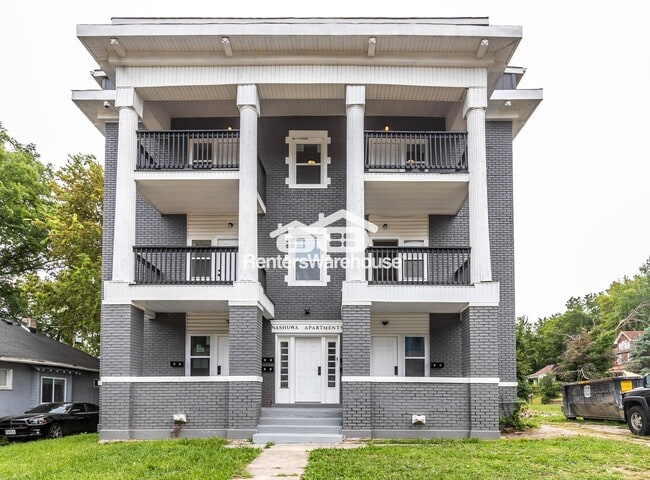 property at 2305 E 37th St